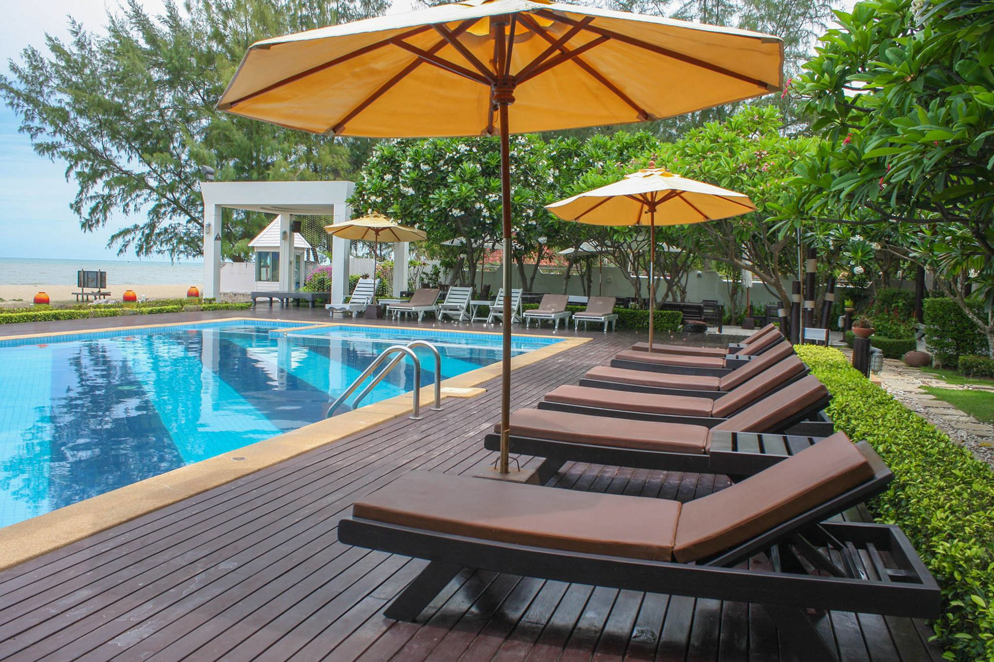 Chez Nous Boutique Resort Haad Chao Samran Luaran gambar
